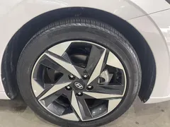 2022 Hyundai Elantra 1.5L CVT GLX Elite, белый — фото 15
