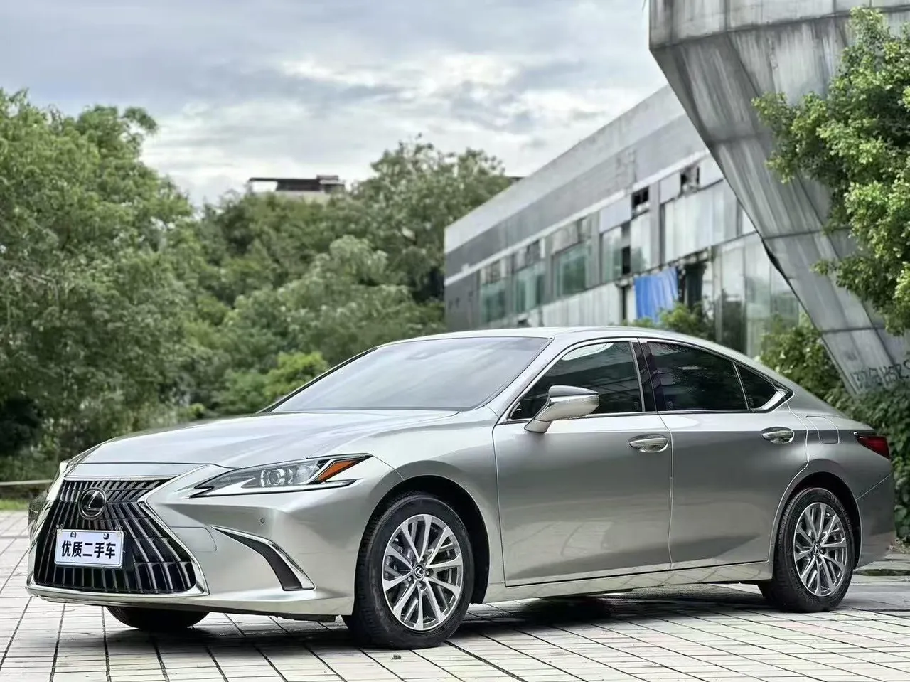 2021 Lexus ES 200 Excellence