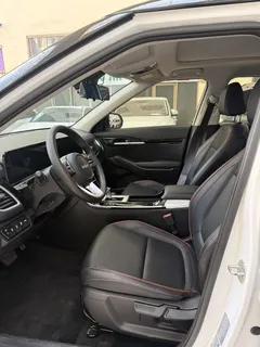 2023 Kia Seltos 1.5L IVT Luxury, белый — фото 5