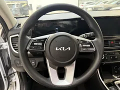 2023 Kia Seltos 1.5L IVT Luxury, белый — фото 6
