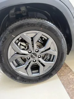 2023 Kia Seltos 1.5L IVT Luxury, белый — фото 15