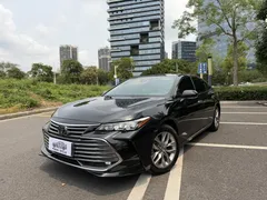 2021 Toyota Avalon 2.5L Luxury, чёрный — фото 1