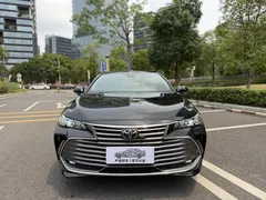 2021 Toyota Avalon 2.5L Luxury, чёрный — фото 2