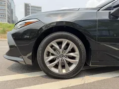 2021 Toyota Avalon 2.5L Luxury, чёрный — фото 5