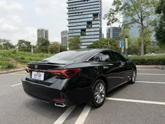 2021 Toyota Avalon 2.5L Luxury, чёрный — фото 9