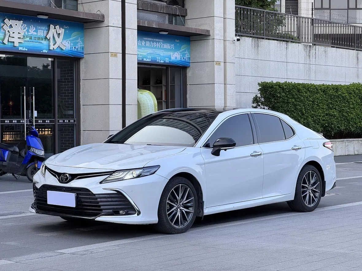 2021 Toyota Camry 2.5G Luxury