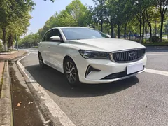2022 Geely Emgrand 4th Gen 1.5L CVT Flagship, белый — фото 2