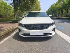 2022 Geely Emgrand 4th Gen 1.5L CVT Flagship, белый — фото 3