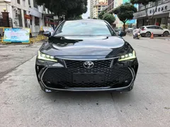 2022 Toyota Avalon 2.5L Luxury, чёрный — фото 2
