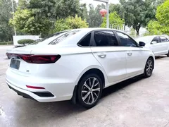 2023 Geely Emgrand 4th Gen 1.5L CVT Premium Champion, белый — фото 9