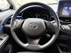 2021 Toyota C-HR 2.0L Luxury, белый — фото 8