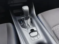 2021 Toyota C-HR 2.0L Luxury, белый — фото 9