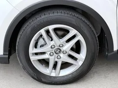2021 Toyota C-HR 2.0L Luxury, белый — фото 11