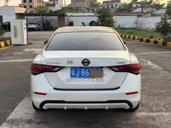 2022 Nissan Sylphy 1.6L XL CVT Enjoy, белый — фото 9