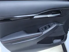 2023 Kia Seltos 1.5L IVT Premium, белый — фото 5