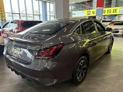 2023 MG MG5 180DVVT CVT Luxury — фото 15