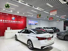 2021 Nissan Teana 2.0L XL Comfort, белый — фото 8