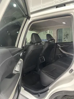 2022 Subaru Forester 2.0i AWD Luxury EyeSight, белый — фото 12