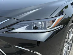 2022 Lexus ES 200 Excellence, чёрный — фото 12