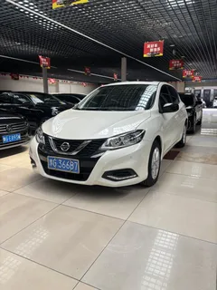 2021 Nissan Tiida 1.6L CVT, белый — фото 1