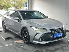 2022 Toyota Avalon 2.0L Luxury — фото 3