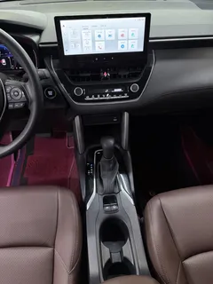 2023 Toyota Frontlander 2.0L CVT Leading, белый — фото 12