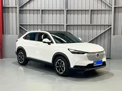 2023 Honda Vezel 1.5L CVT Tech, белый — фото 3