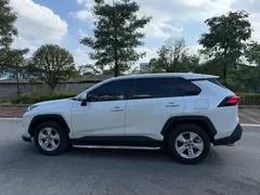 2023 Toyota RAV4 2.0L CVT 2WD, белый — фото 2