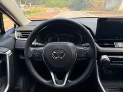 2023 Toyota RAV4 2.0L CVT 2WD, белый — фото 6