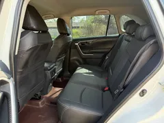 2023 Toyota RAV4 2.0L CVT 2WD, белый — фото 11