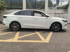 2022 Geely Emgrand 4th Gen 1.5L CVT Flagship, белый — фото 4