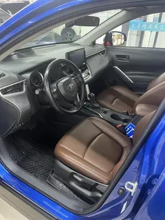 2022 Toyota Corolla Cross 2.0L Elite, синий — фото 11