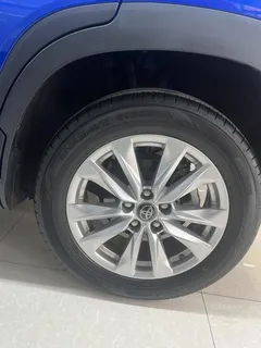 2022 Toyota Corolla Cross 2.0L Elite, синий — фото 13