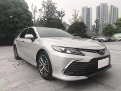 2021 Toyota Camry 2.5G Luxury — фото 3