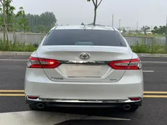 2023 Toyota Camry 2.0G Luxury, белый — фото 8