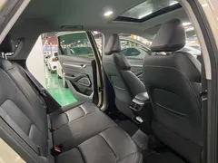 2022 Geely Emgrand 4th Gen 1.5L CVT Flagship — фото 6