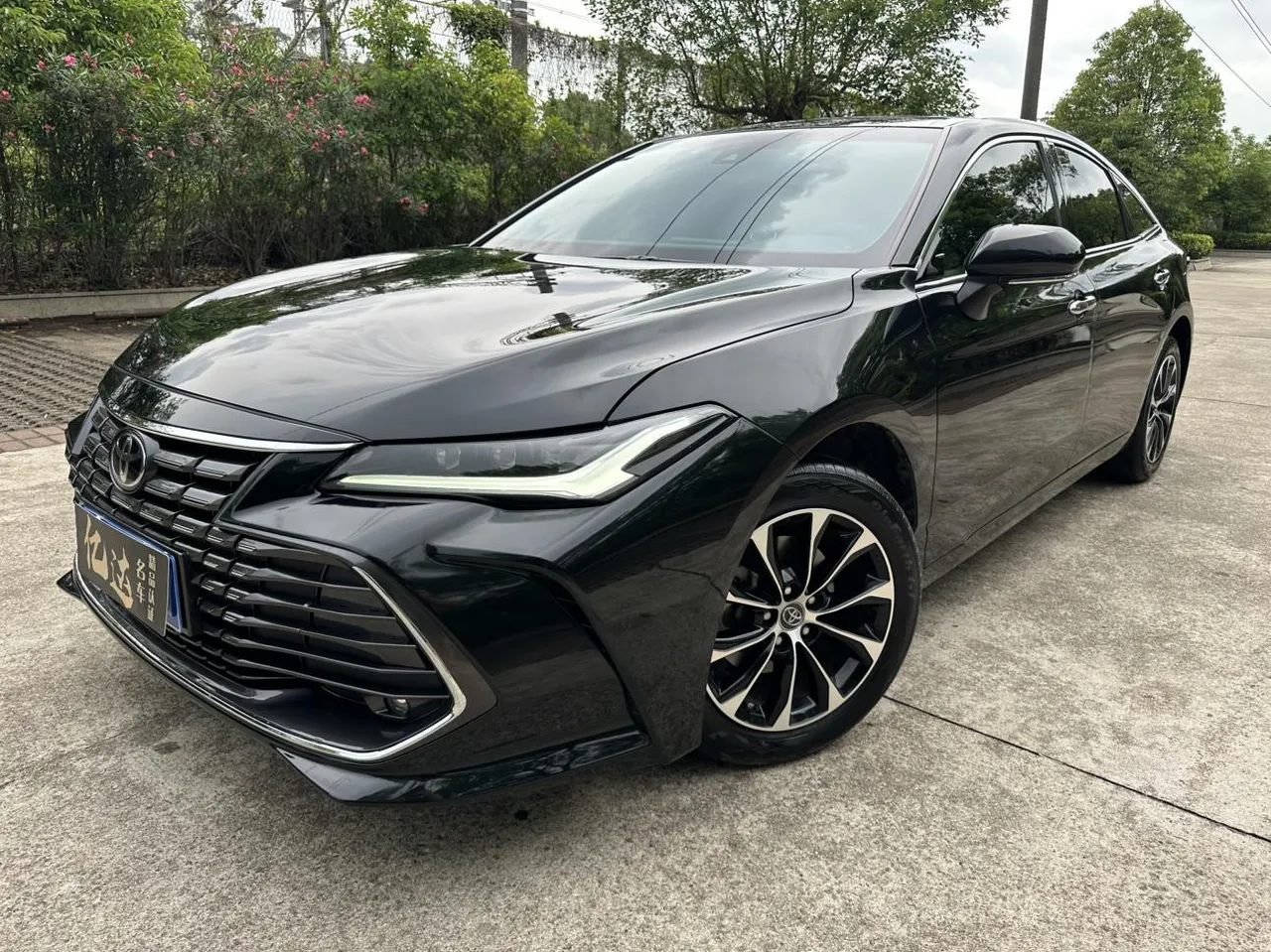 2023 Toyota Avalon 2.0L CVT Luxury