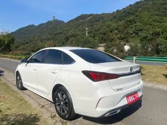 2022 Changan Eado PLUS 1.6L GDI CVT Luxury, белый — фото 10