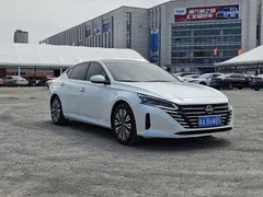 2022 Nissan Teana 2.0L XL-TLS, белый — фото 3