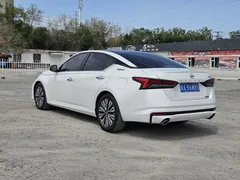 2022 Nissan Teana 2.0L XL-TLS, белый — фото 7