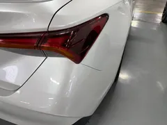 2023 Toyota Avalon 2.5L AT Luxury, белый — фото 17
