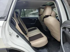 2021 Toyota Wildlander 2.0L 2WD Luxury, белый — фото 13
