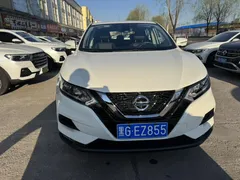 2022 Nissan Qashqai 2.0L XV, белый — фото 2