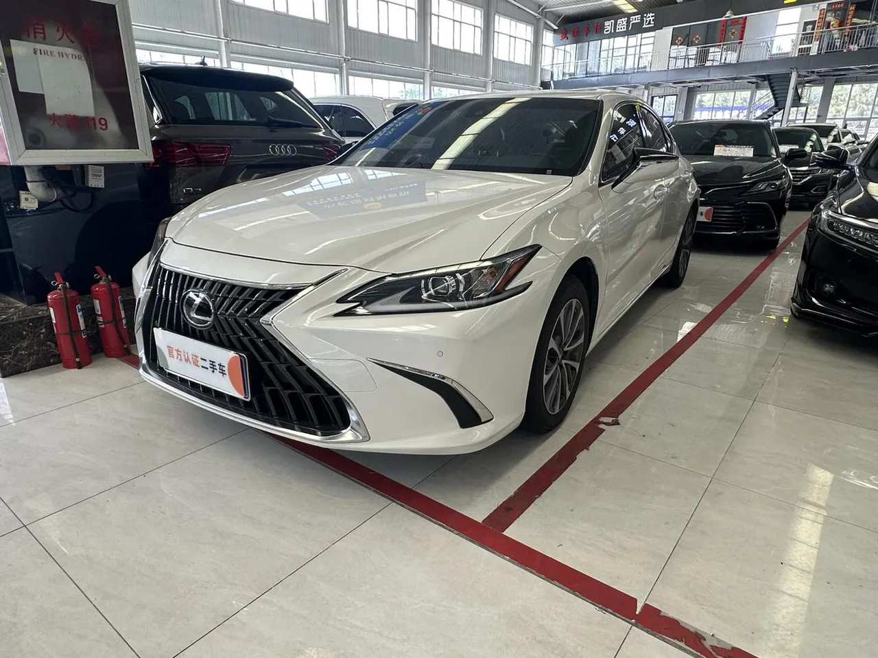 2022 Lexus ES 200 Excellence