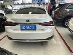 2022 Lexus ES 200 Excellence, белый — фото 5