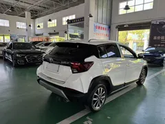 2022 Toyota Yaris L Zhixuan 1.5L CVT Luxury Plus, белый — фото 9