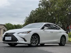 2021 Lexus ES 260, белый — фото 1
