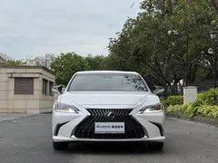 2021 Lexus ES 260, белый — фото 2