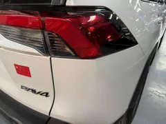 2022 Toyota RAV4 2.0L CVT 2WD Fashion Plus, белый — фото 14
