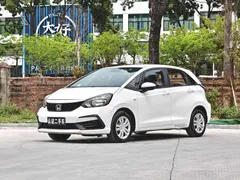 2023 Honda Fit 1.5L CVT, белый — фото 1